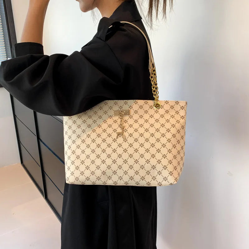 Chic Soft Leather Tote Bag